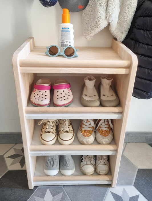 Meuble d'entrée à hauteur d'enfant