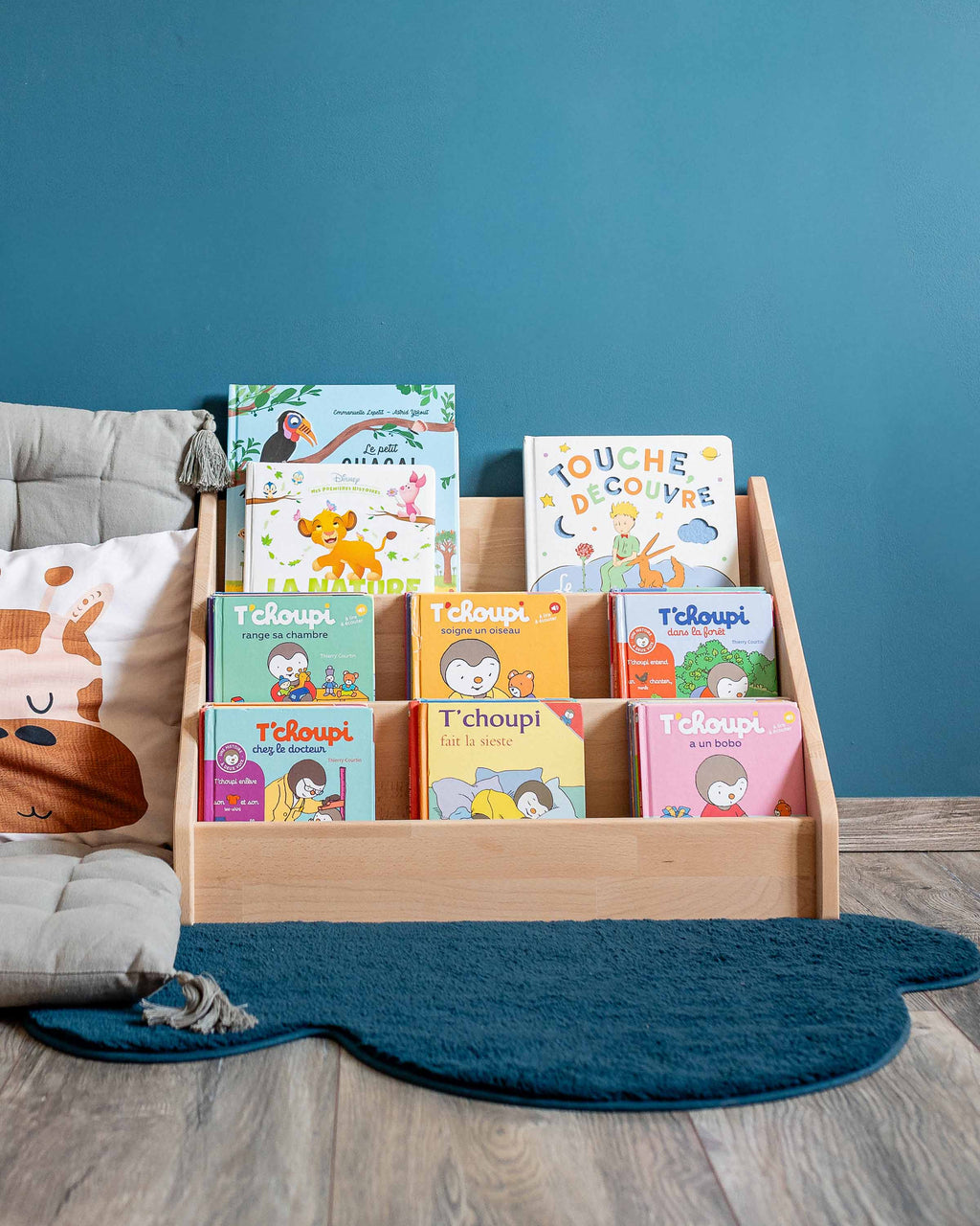 Bibliothèque Montessori au Sol en Bois Naturel