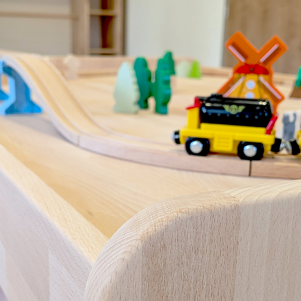 Table d’activité enfant en hêtre massif – XXL