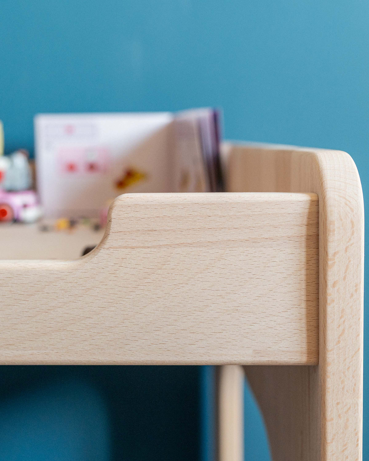Table d'activité Montessori en Bois à Hauteur d'Enfant